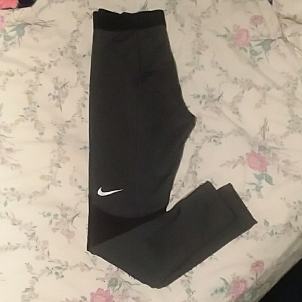 Nike Pro leggings